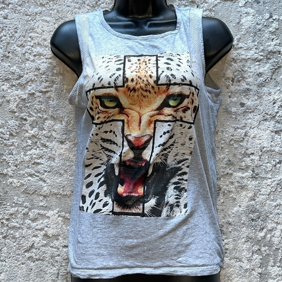 Freeze Tops - Freeze Design Shirt Size Small